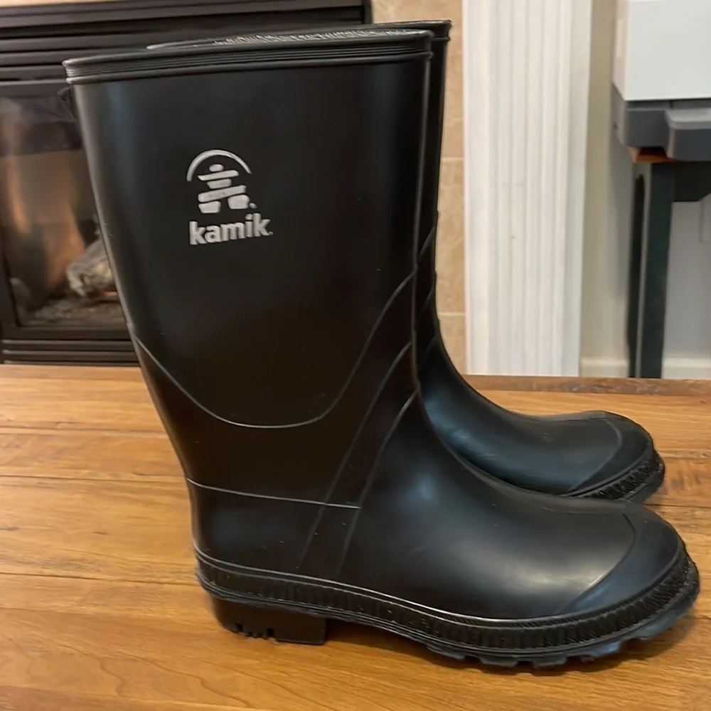 KAMIK Rain Boots Size 5